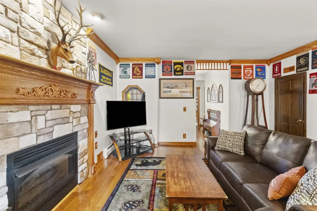 308 Emily Street Flushing City MI 48433