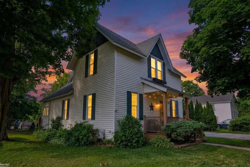 308 Emily Street Flushing City MI 48433