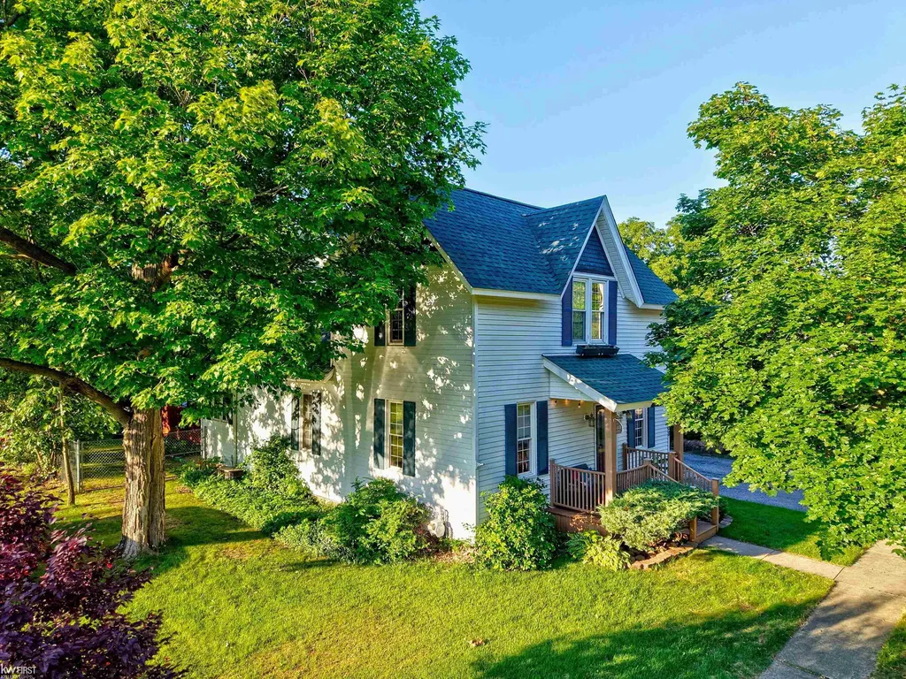 308 Emily Street Flushing City MI 48433