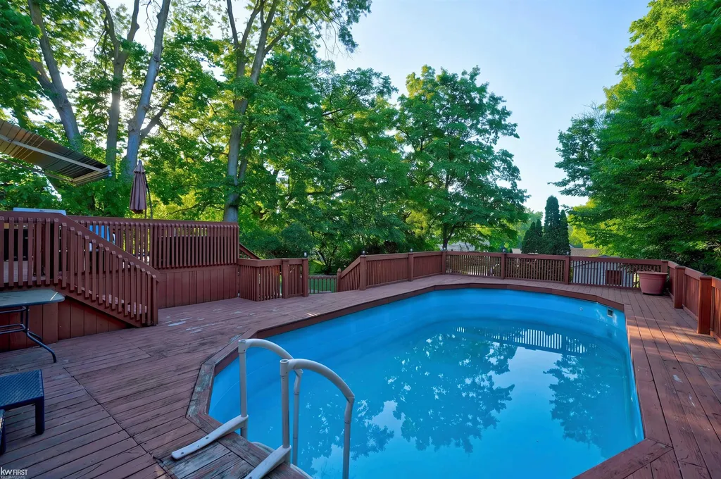 308 Emily Street Flushing City MI 48433