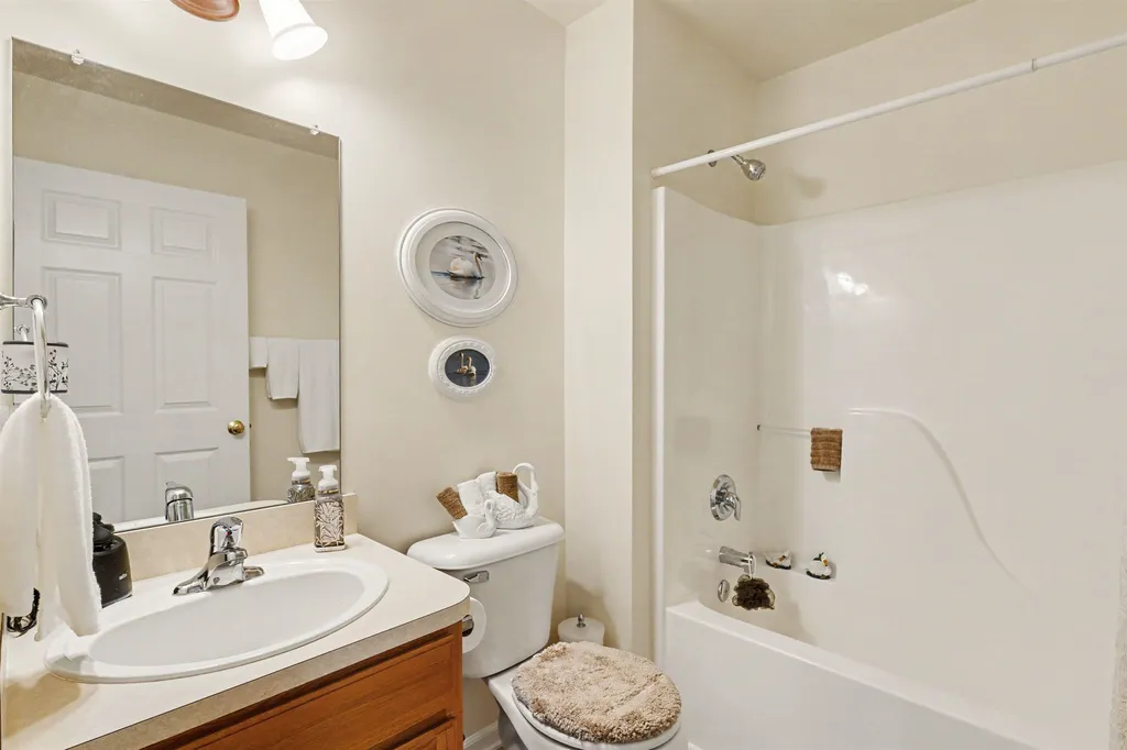 6022 Augusta Court Holly Township MI 48439