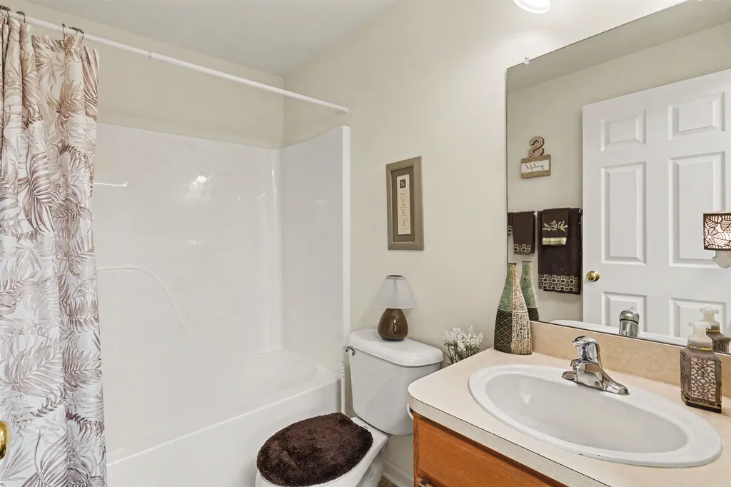 6022 Augusta Court Holly Township MI 48439