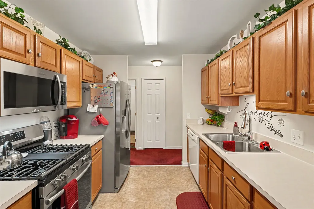 6022 Augusta Court Holly Township MI 48439