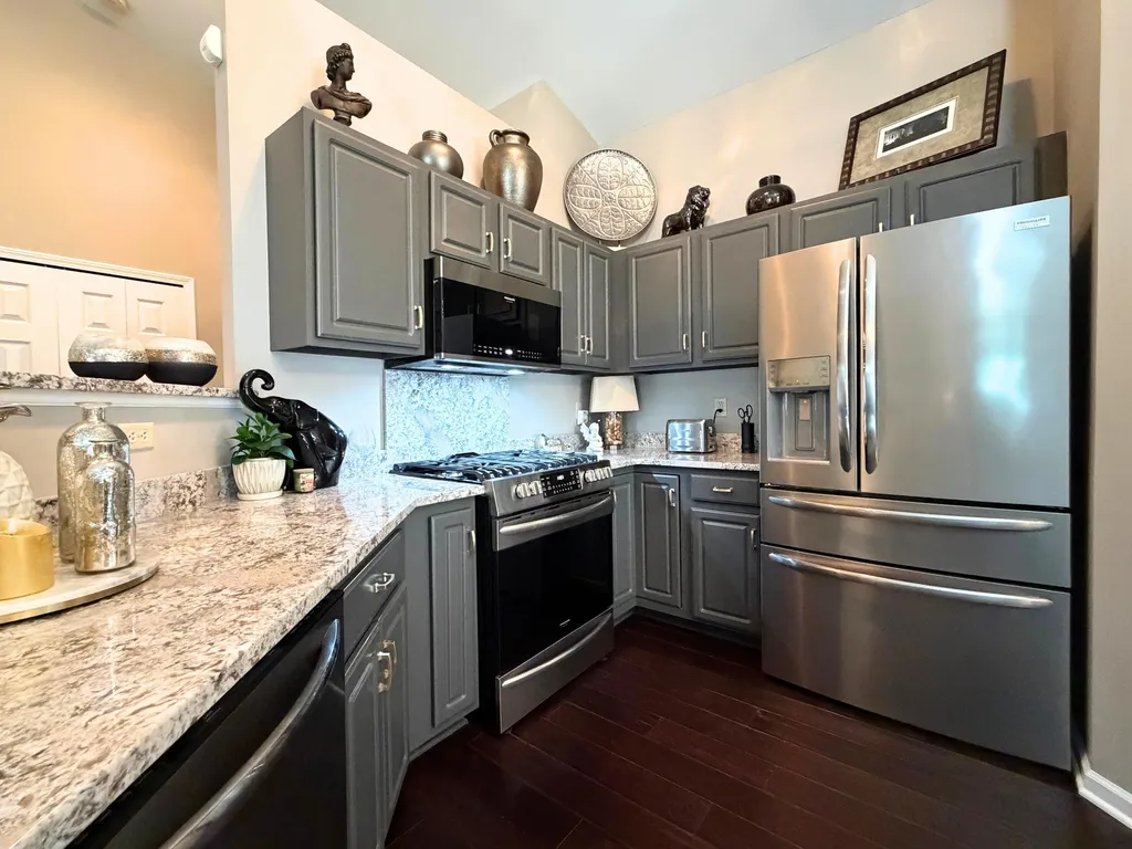 13056 Harbor Landings Drive Fenton Charter Township MI 48430