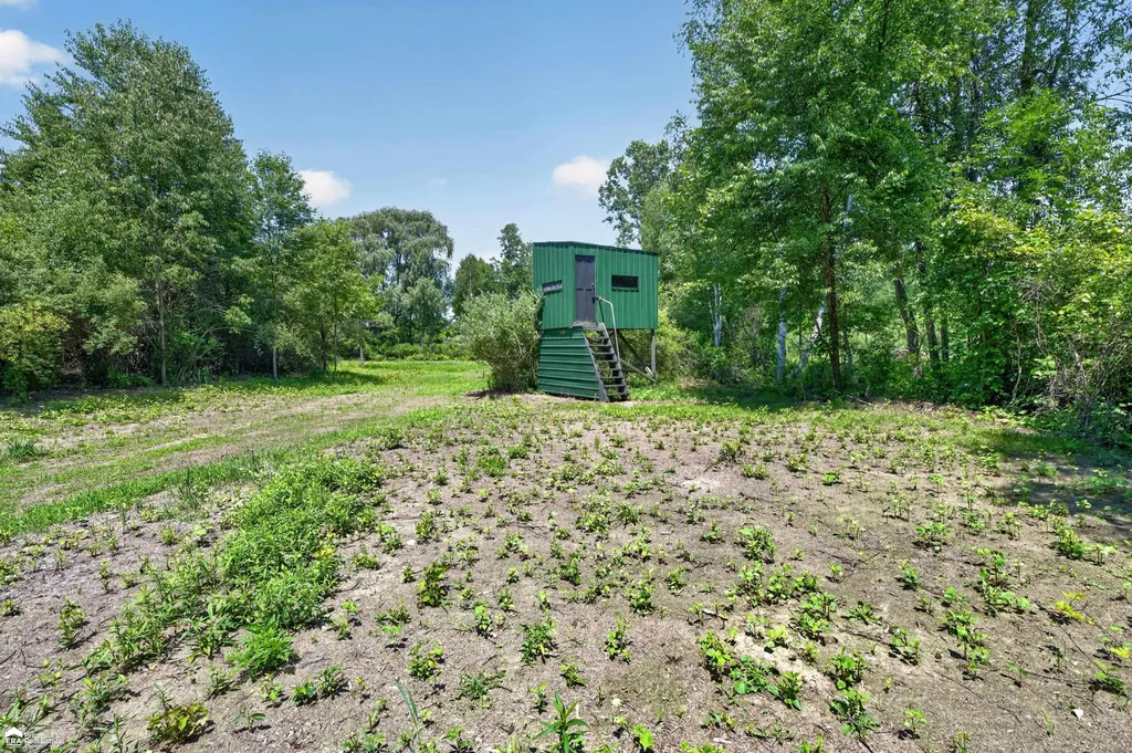 5498 Piersonville Road Marathon Township MI 48421