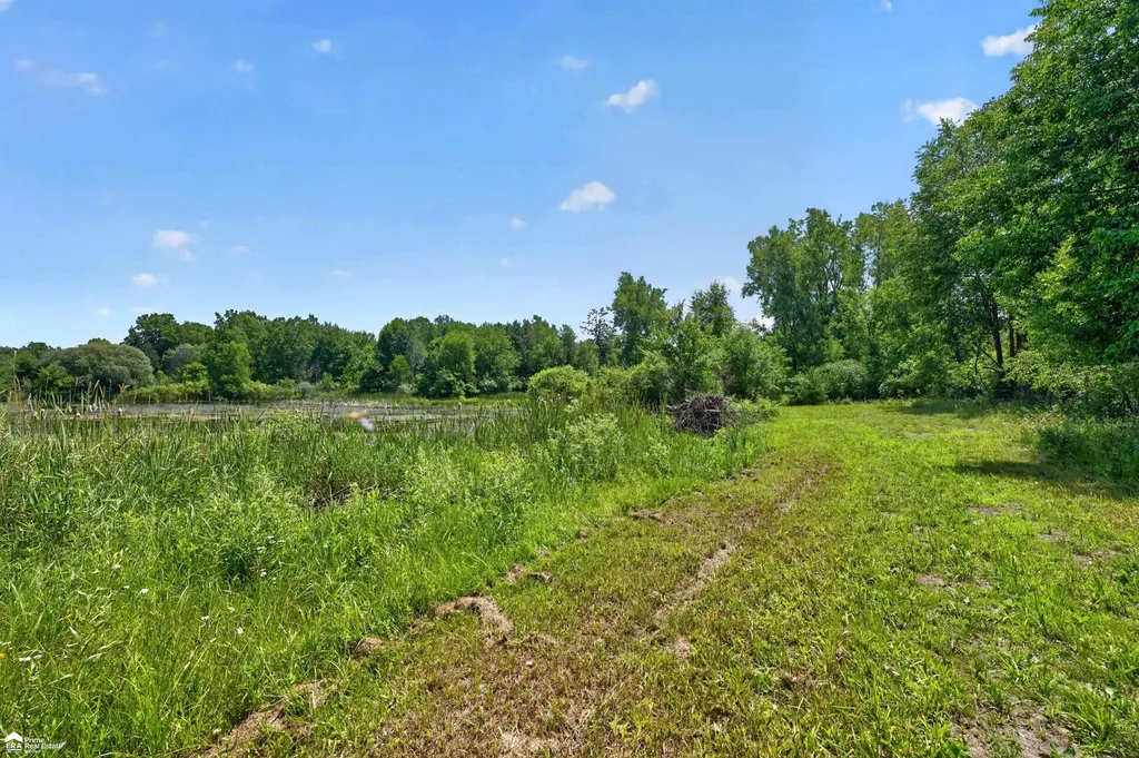 5498 Piersonville Road Marathon Township MI 48421
