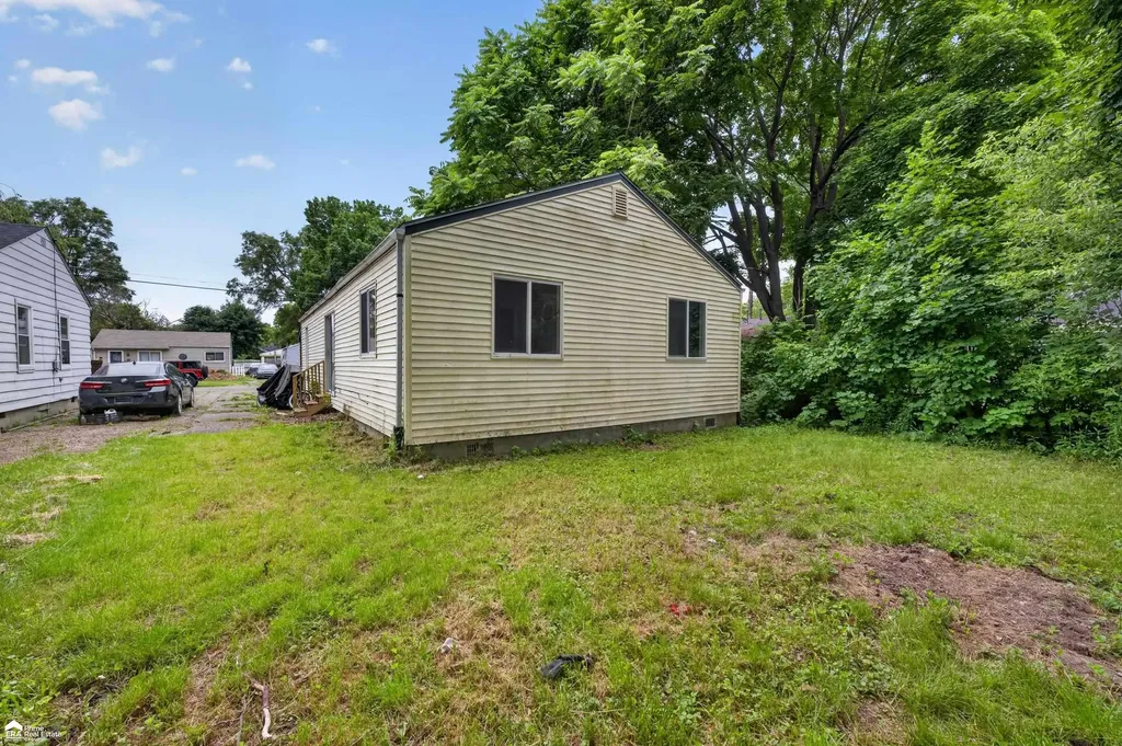 3111 Colorado Avenue Flint City MI 48506