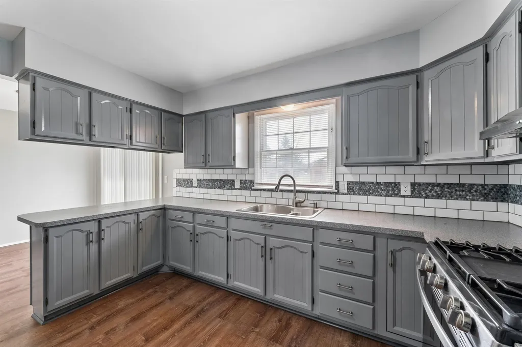 5226 Washtenaw Street Burton City MI 48509