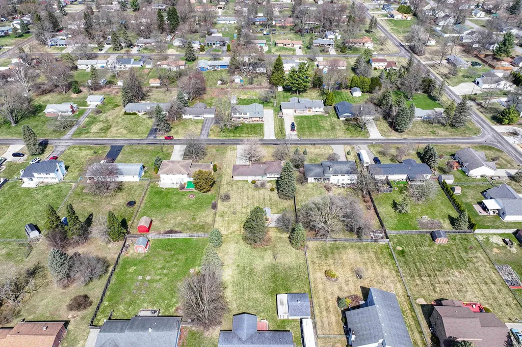 5226 Washtenaw Street Burton City MI 48509