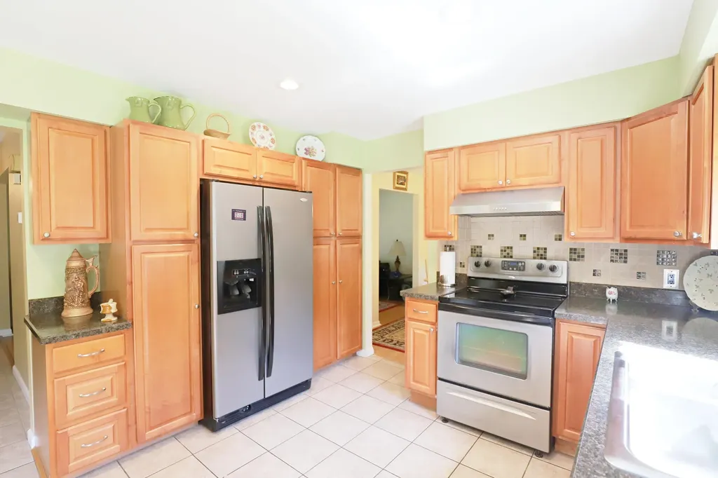 333 Windy Bluff Street Flushing City MI 48433
