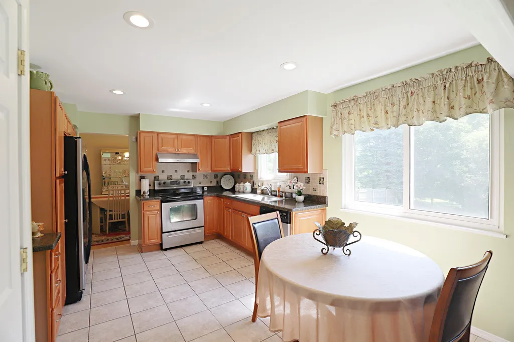 333 Windy Bluff Street Flushing City MI 48433