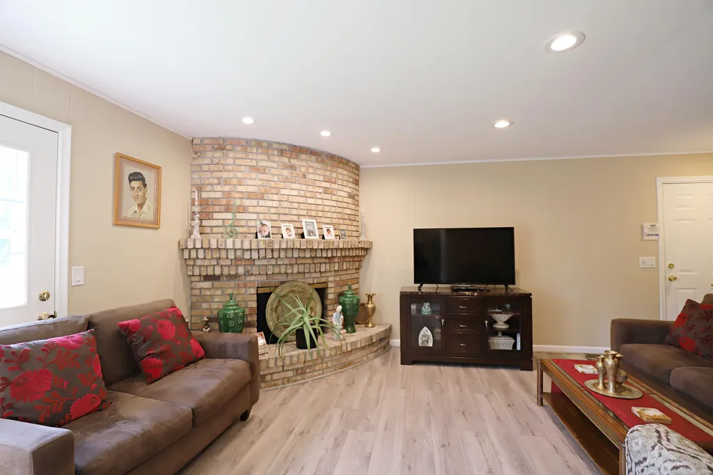 333 Windy Bluff Street Flushing City MI 48433