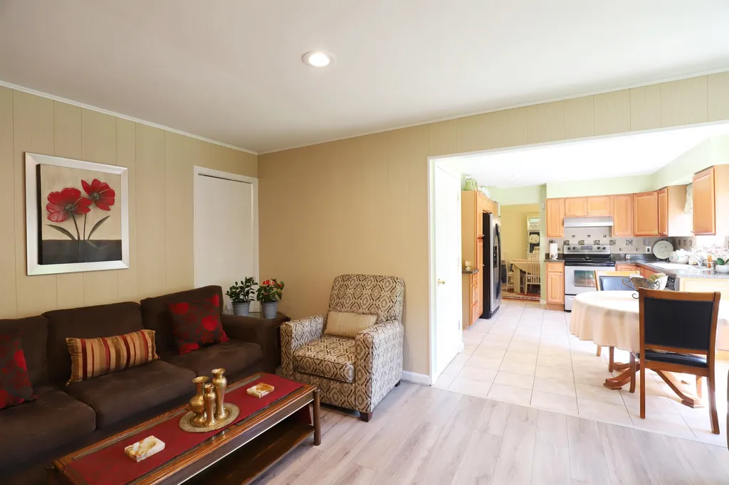 333 Windy Bluff Street Flushing City MI 48433
