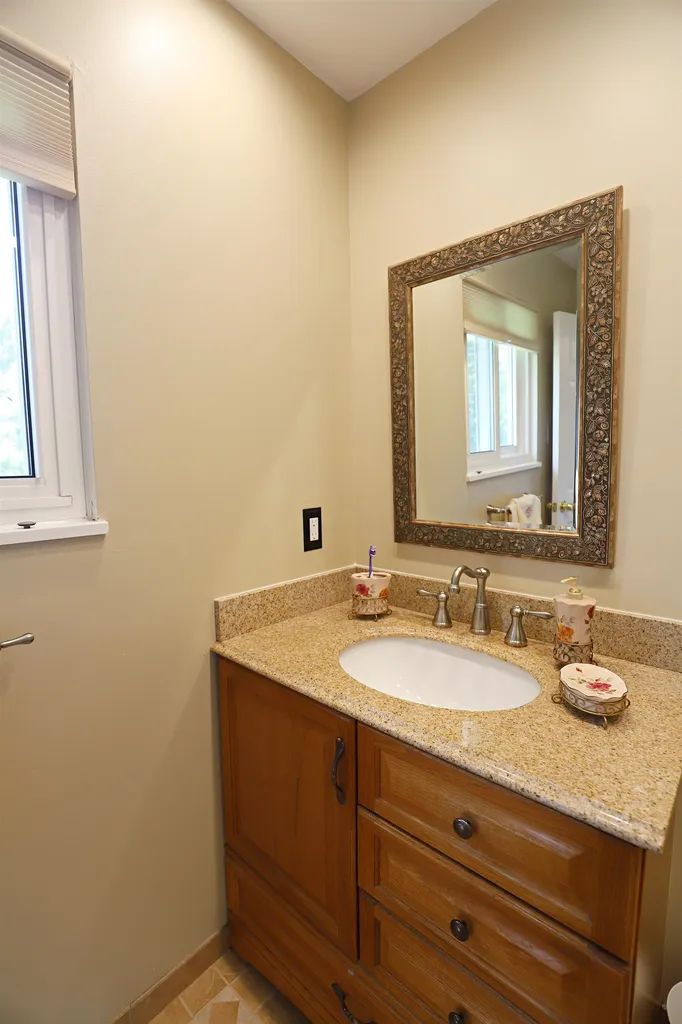 333 Windy Bluff Street Flushing City MI 48433