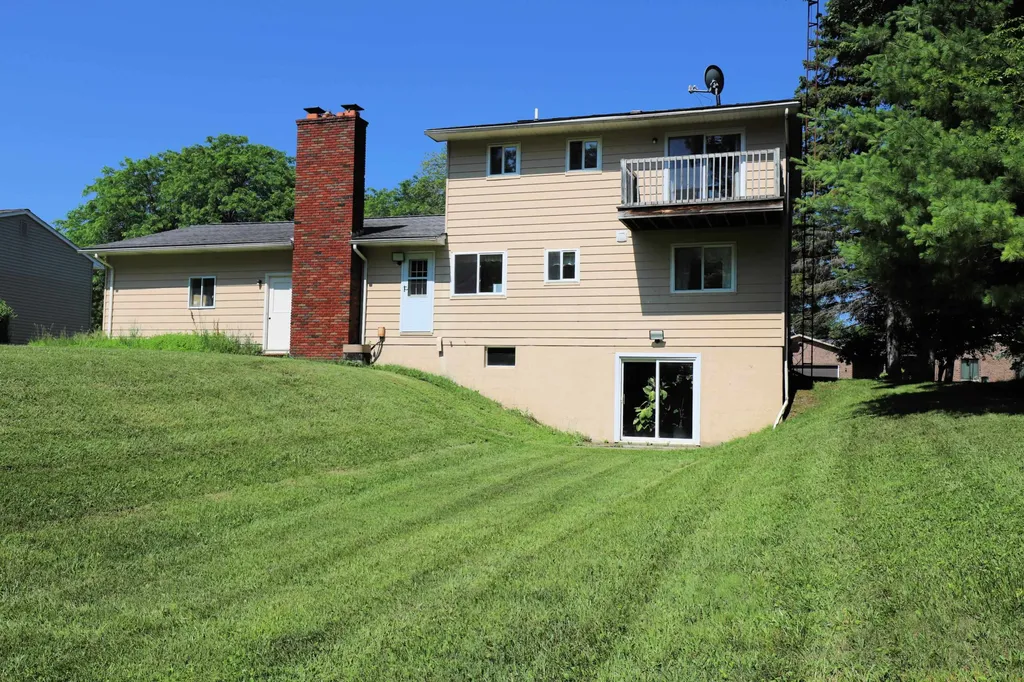 333 Windy Bluff Street Flushing City MI 48433