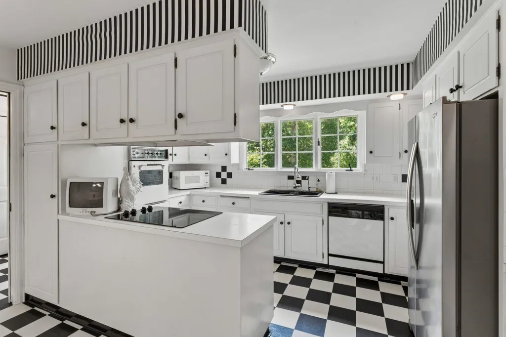 6054 Winged Foot Drive Grand Blanc Charter Township MI 48439