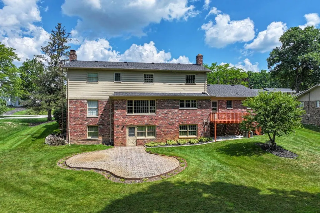 6054 Winged Foot Drive Grand Blanc Charter Township MI 48439