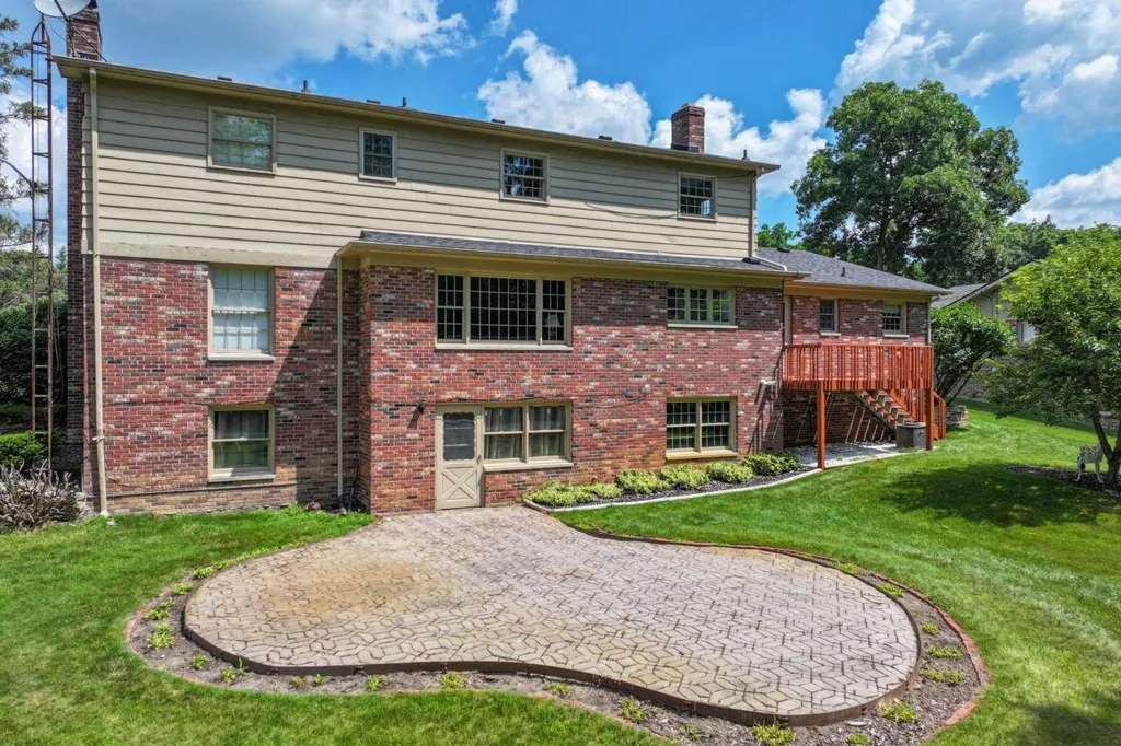6054 Winged Foot Drive Grand Blanc Charter Township MI 48439