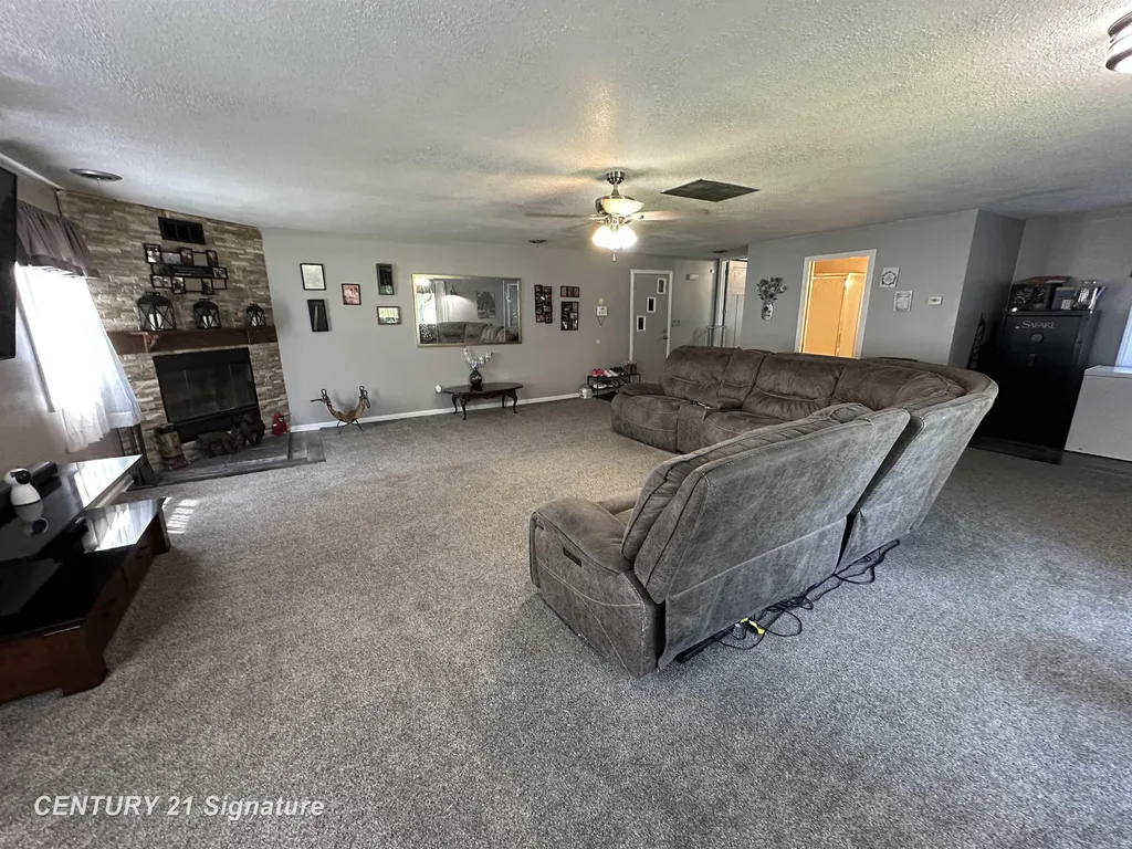 6320 W Frances Road Vienna Charter Township MI 48420
