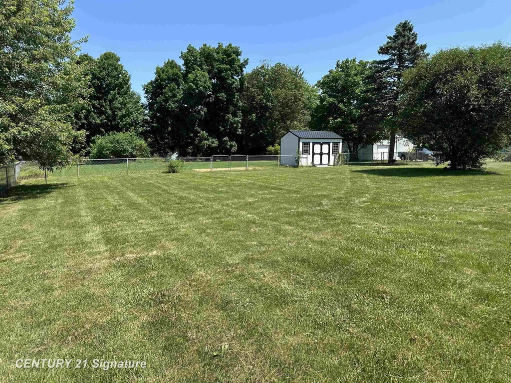 6320 W Frances Road Vienna Charter Township MI 48420