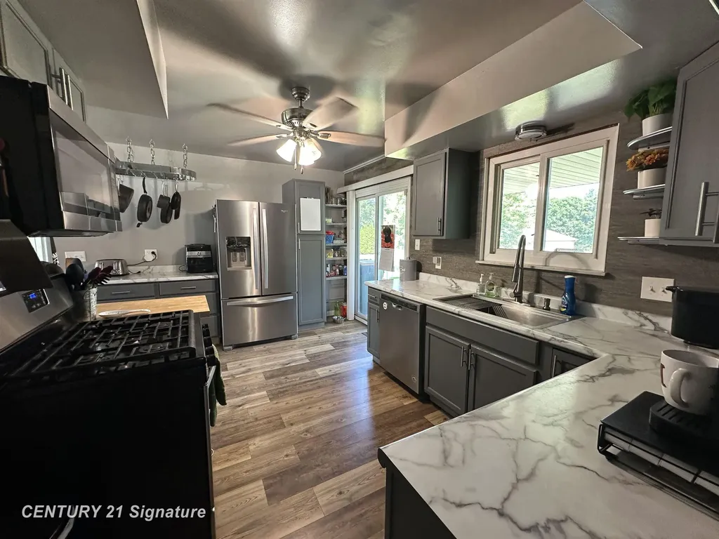 6320 W Frances Road Vienna Charter Township MI 48420
