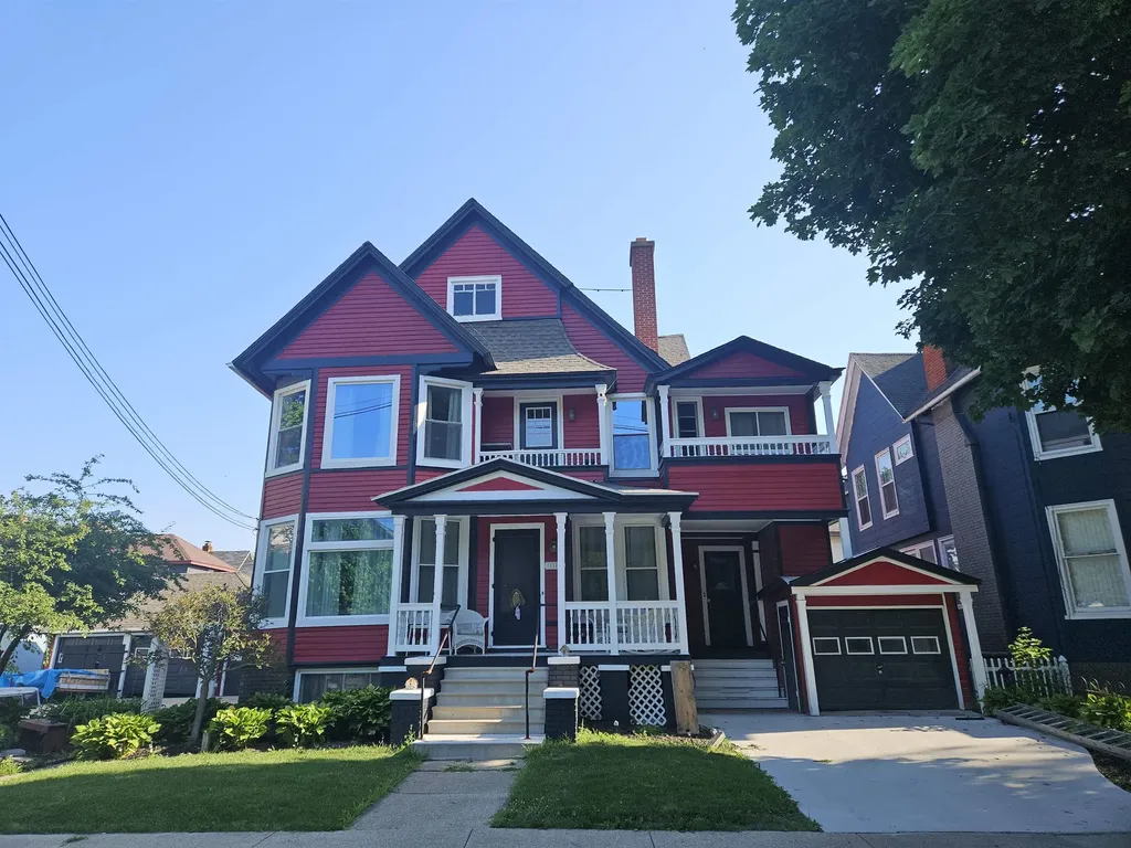 1109 5th Street Bay City City MI 48708