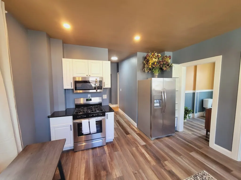 1109 5th Street Bay City City MI 48708