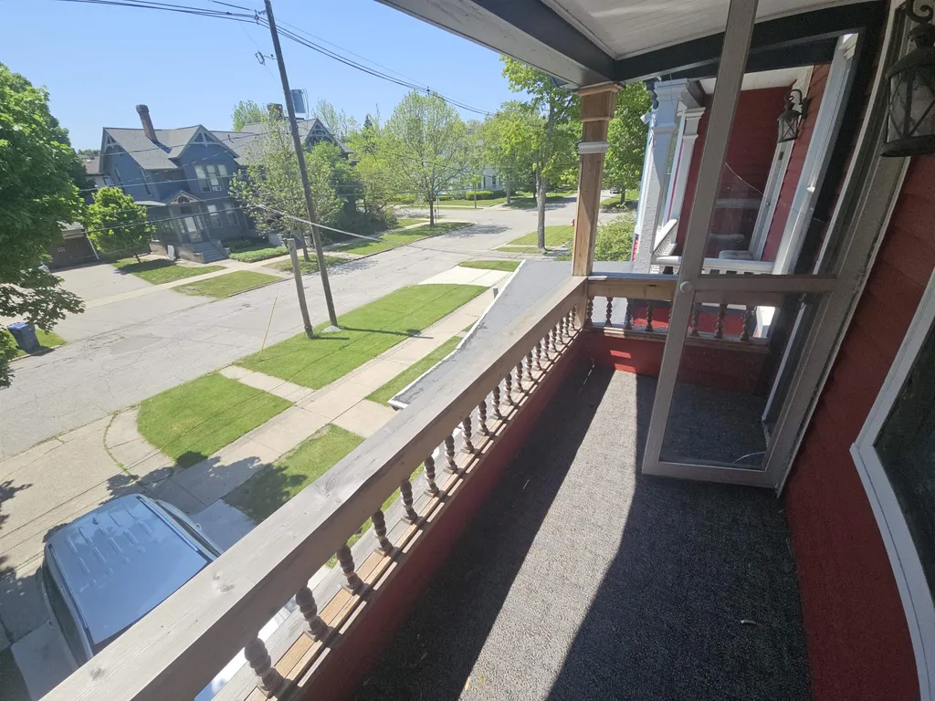 1109 5th Street Bay City City MI 48708