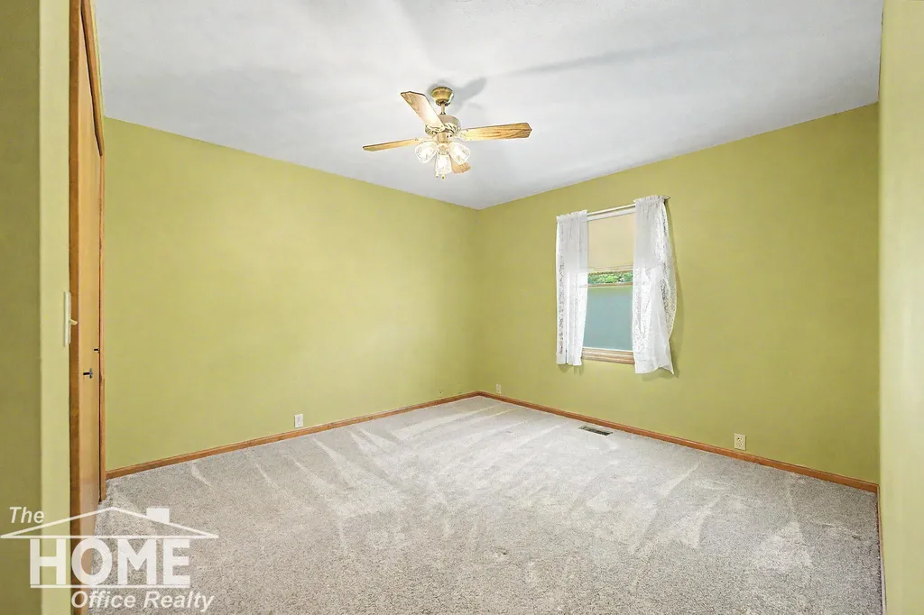 1329 N Ball Street Owosso City MI 48867