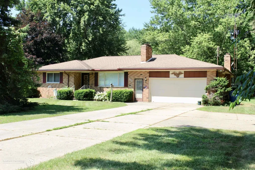 10483 Elms Road Montrose Charter Township MI 48457