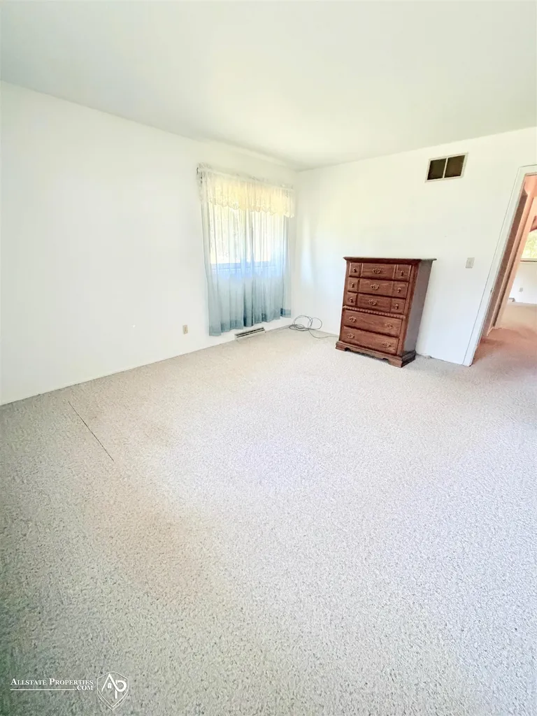 10483 Elms Road Montrose Charter Township MI 48457