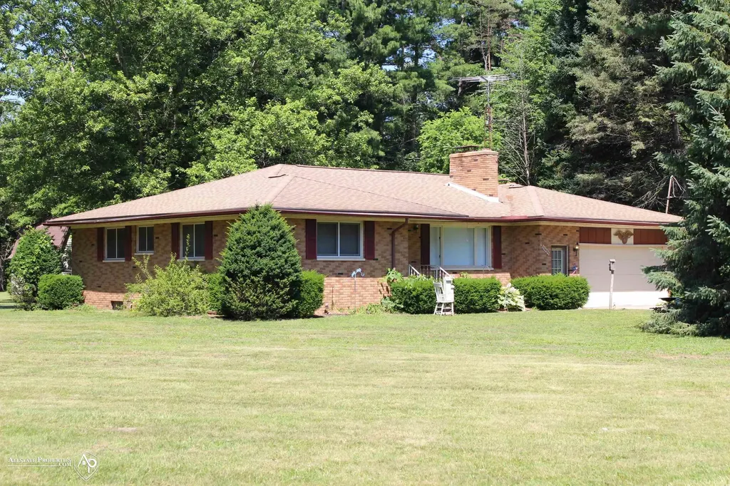 10483 Elms Road Montrose Charter Township MI 48457