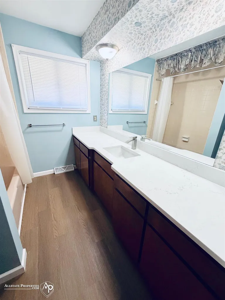 10483 Elms Road Montrose Charter Township MI 48457