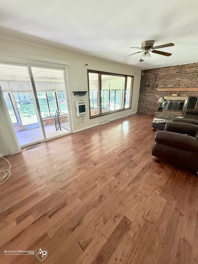10483 Elms Road Montrose Charter Township MI 48457
