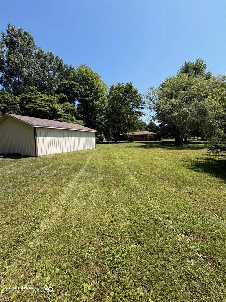 10483 Elms Road Montrose Charter Township MI 48457
