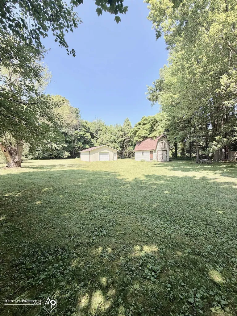 10483 Elms Road Montrose Charter Township MI 48457