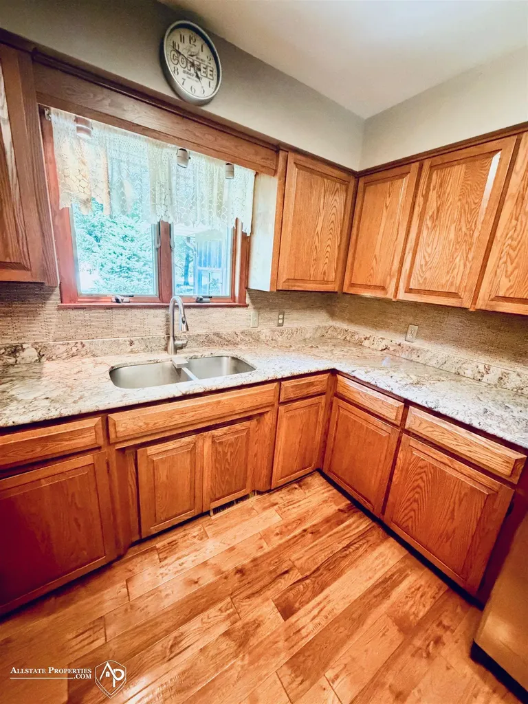 10483 Elms Road Montrose Charter Township MI 48457