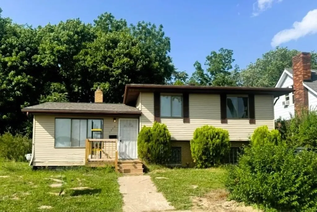 1535 Kearsley Park Boulevard Flint City MI 48503
