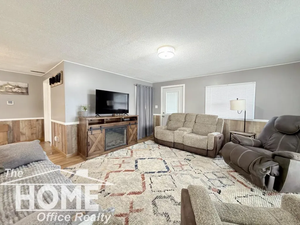 2032 Howard Point Drive Castleton Township MI 49073