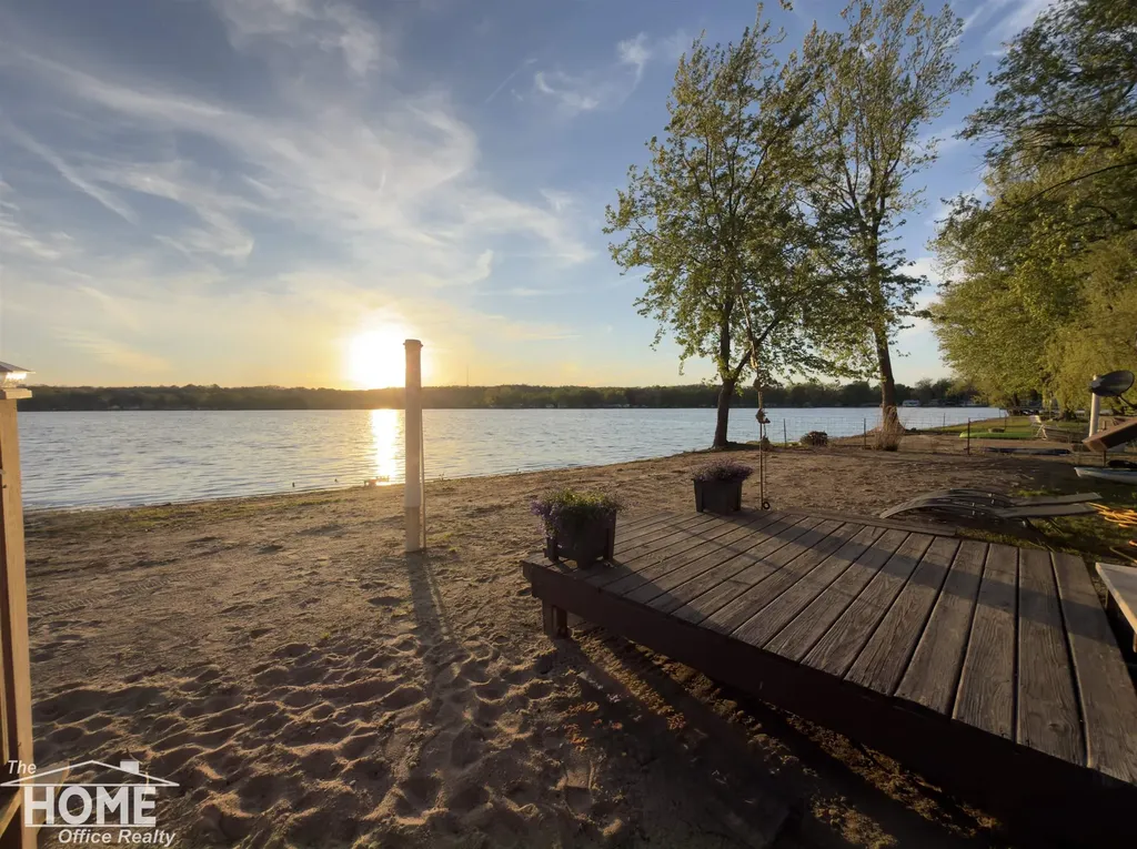 2032 Howard Point Drive Castleton Township MI 49073