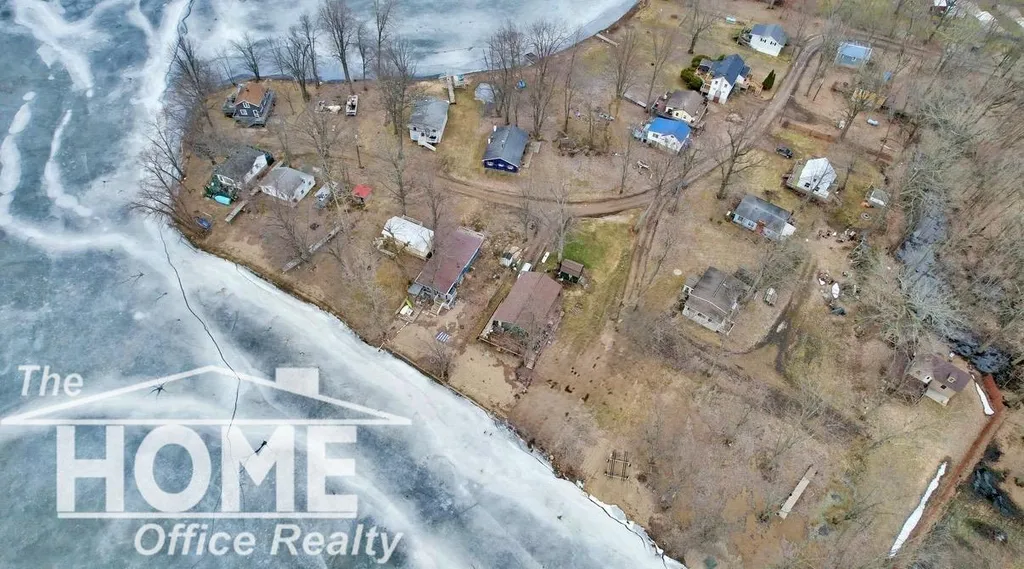 2032 Howard Point Drive Castleton Township MI 49073