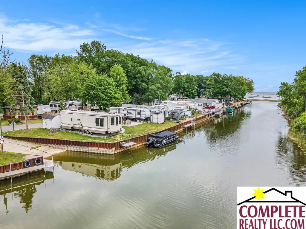 831 S Main Unit 213 Street Au Gres City MI 48703