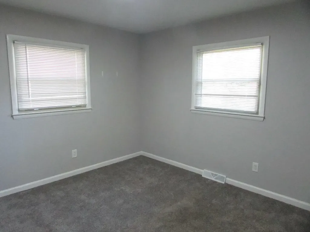 4364 E Atherton Road Burton City MI 48519