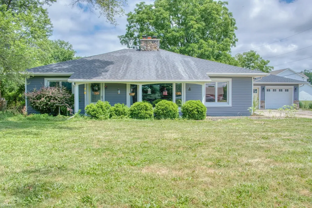 2624 N M 52 Road Owosso Charter Township MI 48867