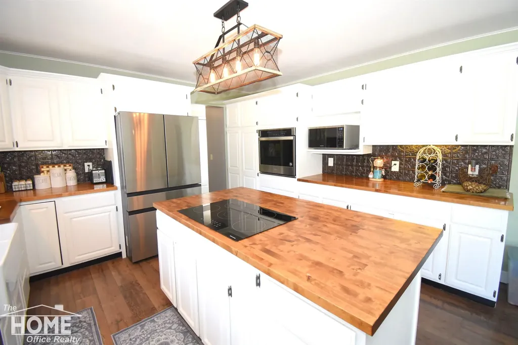 3985 Hibbard Road Caledonia Charter Township MI 48817