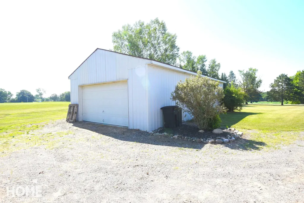 3985 Hibbard Road Caledonia Charter Township MI 48817