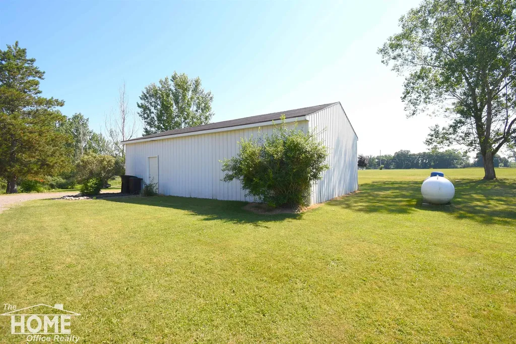 3985 Hibbard Road Caledonia Charter Township MI 48817