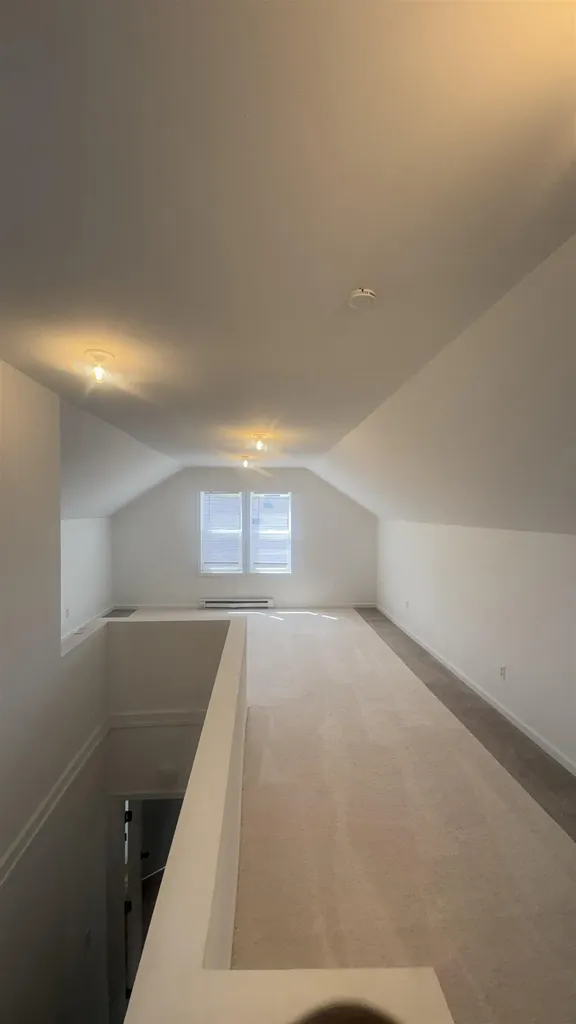 17690 Hoover Street Detroit City MI 48205