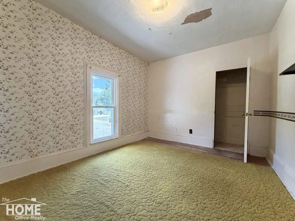 822 S Cedar Street Owosso City MI 48867