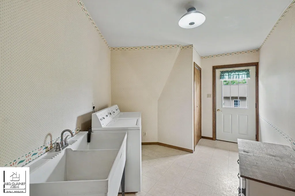 4425 N Henderson Road Richfield Township MI 48423
